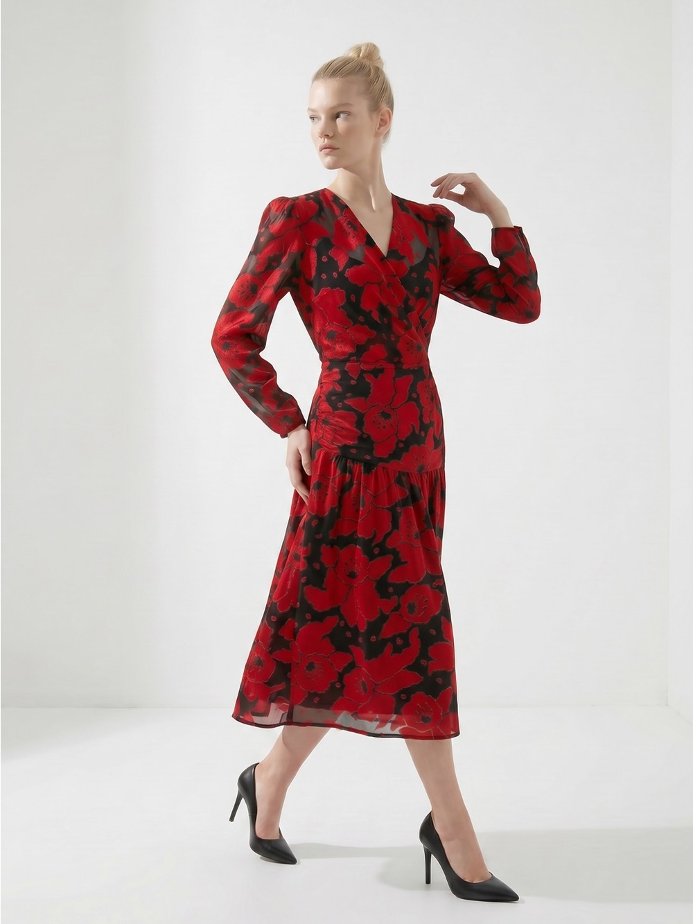 L.T.D by Roberta Vintage Red Floral Sheer Midi Dress. V-Neck. Stunning. USA